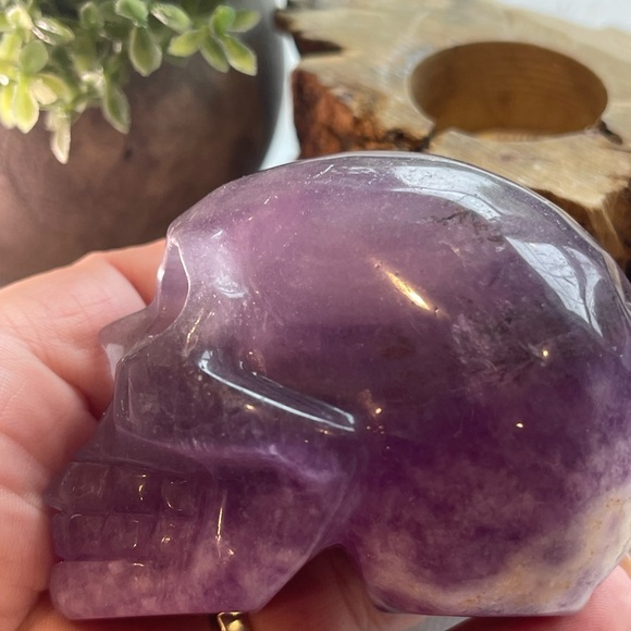 2.2" Amethyst Crystal Skull Druzy - Picture 5 of 7